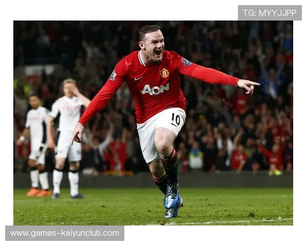 英超曼城短传换位精准,前锋把握住致命机会